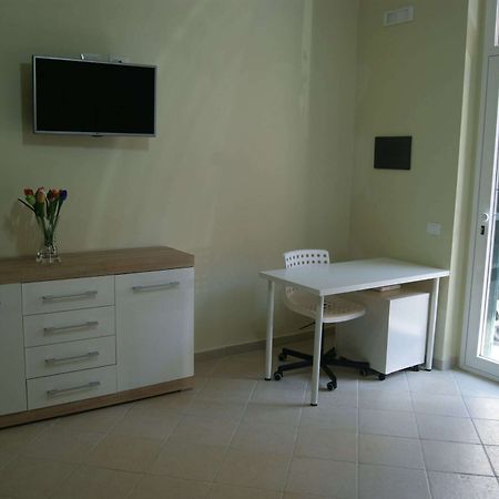 Guest House Golfo Xifonio Augusta Exterior foto