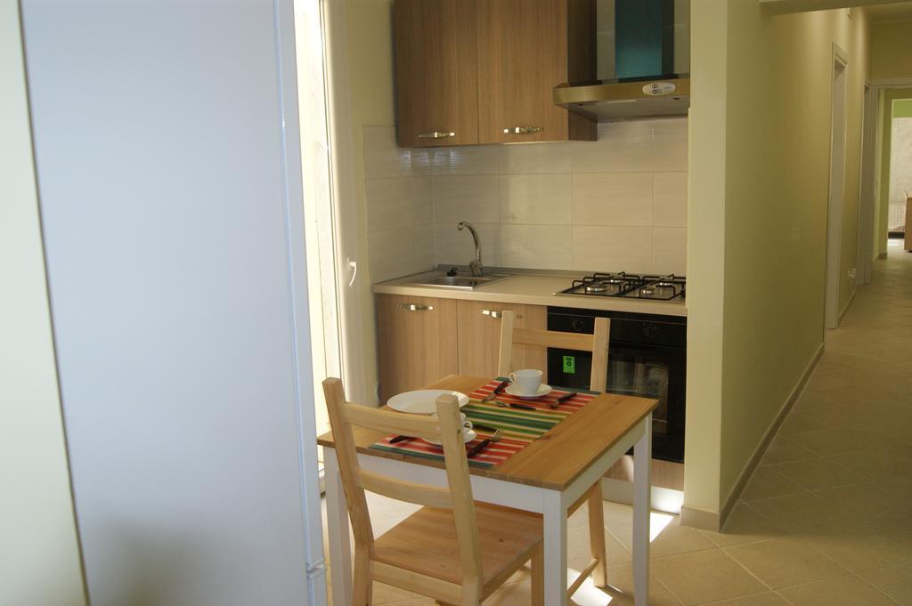 Guest House Golfo Xifonio Augusta Exterior foto